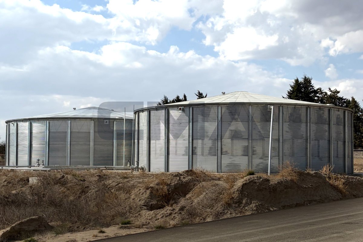 Silos de almacenamiento de agua CMA Agronegocios